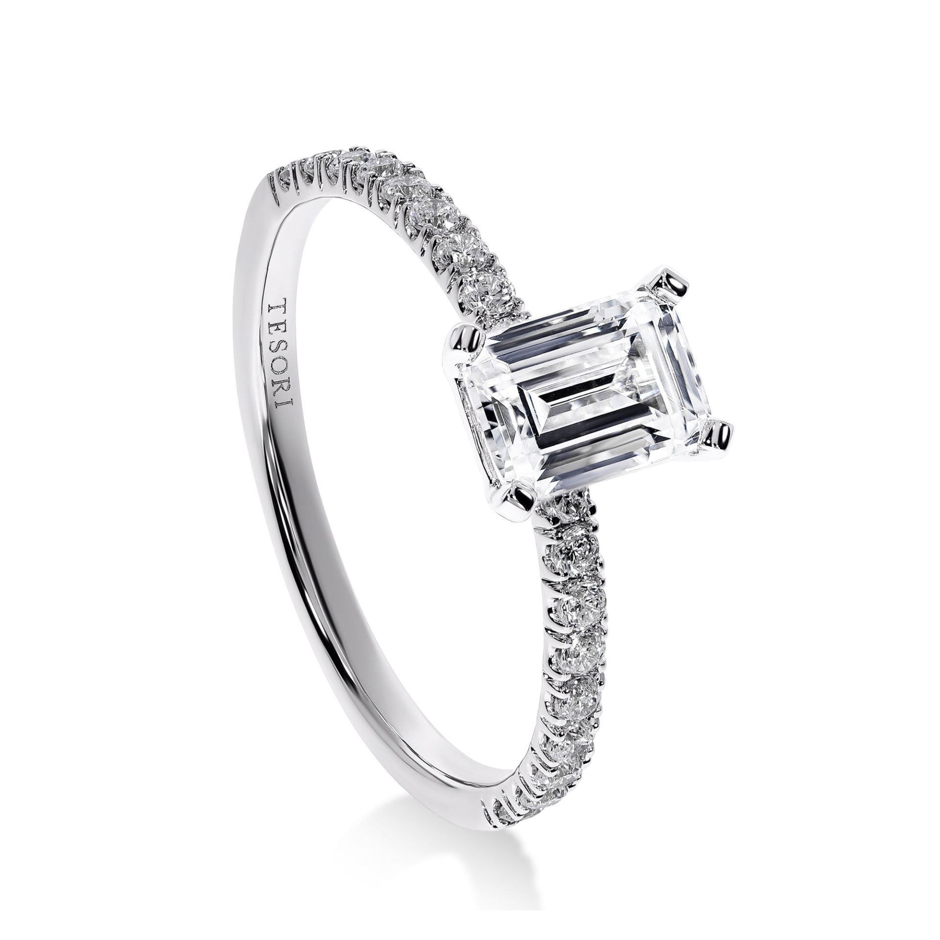 Moderna Solitaire II emerald cut forlovelsesring